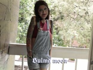 Bulma_moon