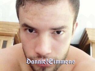 Danniel_Simmons