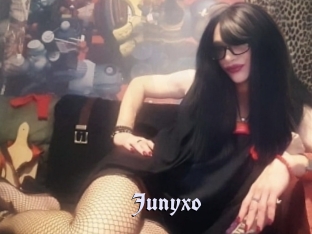 Junyxo