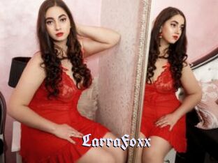 LarraFoxx