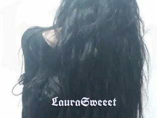 Laura_Sweeet