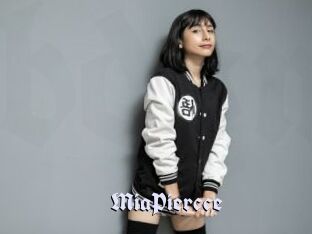 MiaPiercce