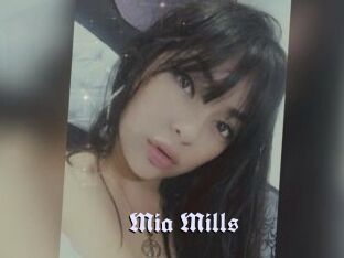 Mia_Mills
