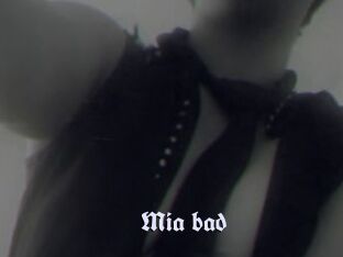 Mia_bad