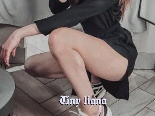 Tiny_liana