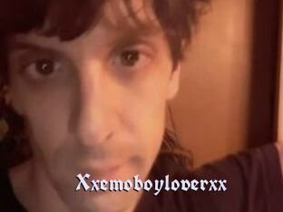 Xxemoboyloverxx